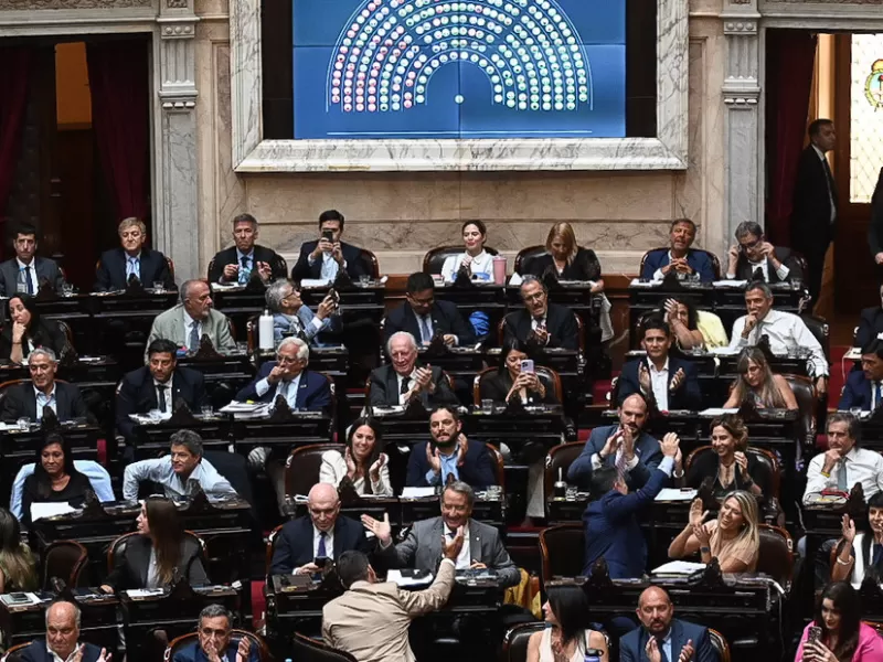 El Senado aprobó la eliminación de las PASO con apoyo de legisladores peronistas y radicales