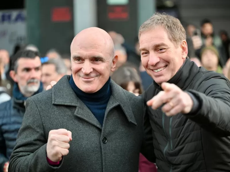 Espert y Santilli visitan Tres Arroyos, la ciudad que perdió más de 150 empleos en sólo 48 horas