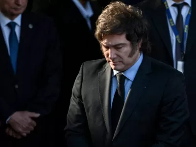 Los gobernadores dejaron solo al Presidente para este 9 de julio.